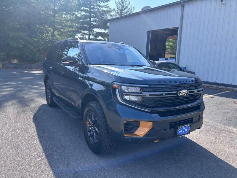 New 2025 Ford Expedition Tremor image 3