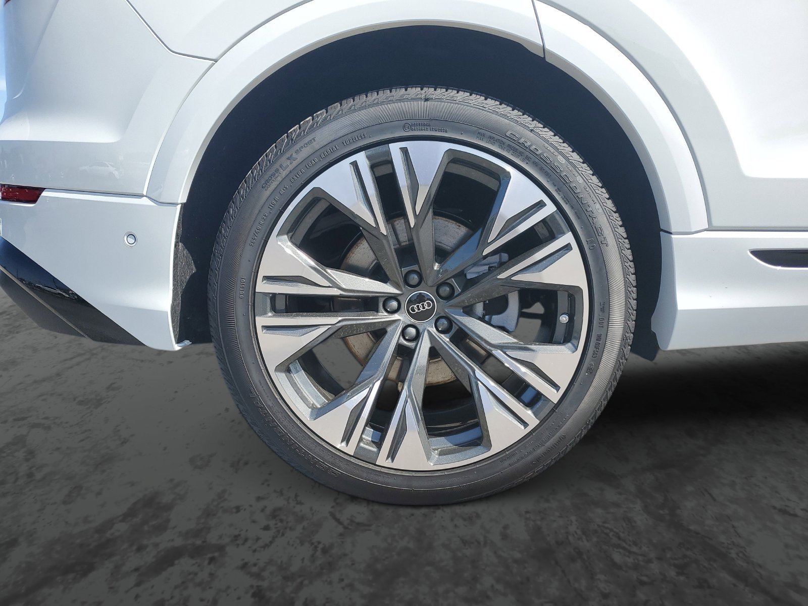 New 2026 Audi Q8 Premium Plus AWD/4WD image 5