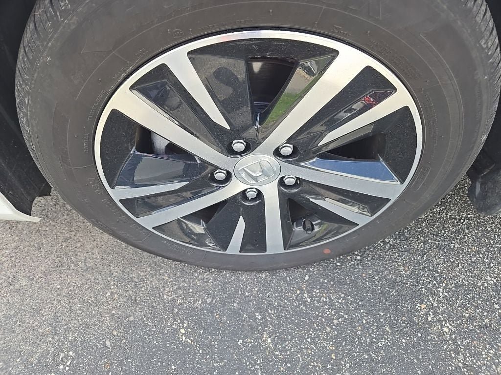 Used 2024 Honda Civic LX image 9