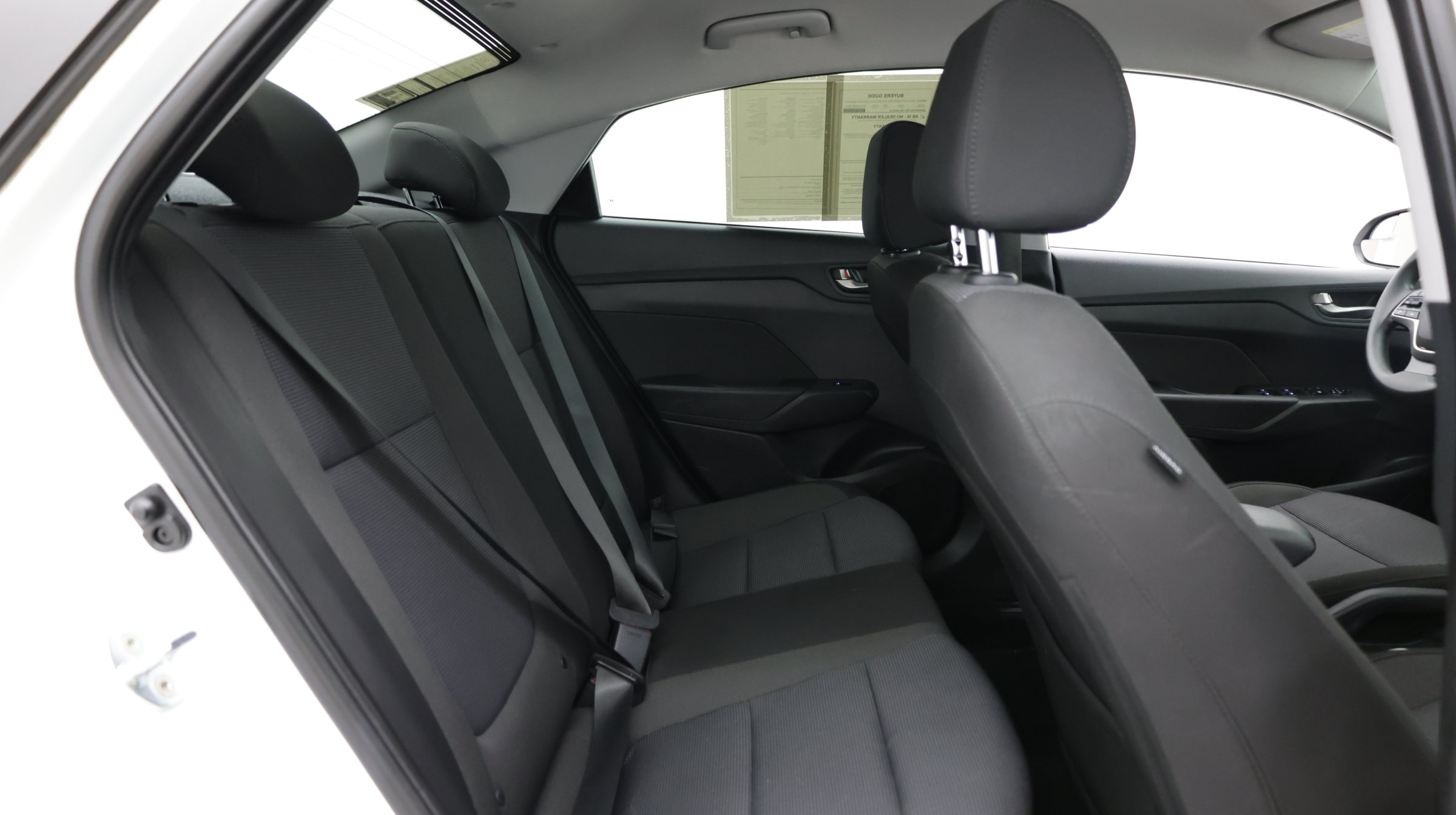 Used 2022 Hyundai Accent SEL FWD image 31