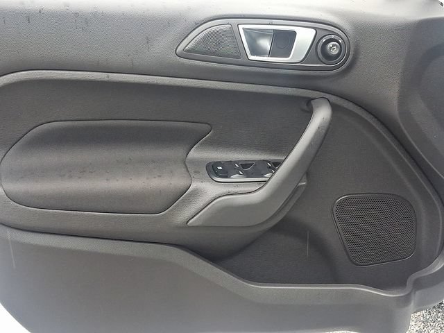 Used 2016 Ford Fiesta SE FWD image 12