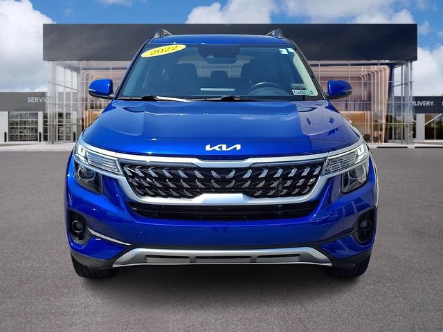 Used 2022 Kia Seltos Nightfall Edition AWD/4WD image 2