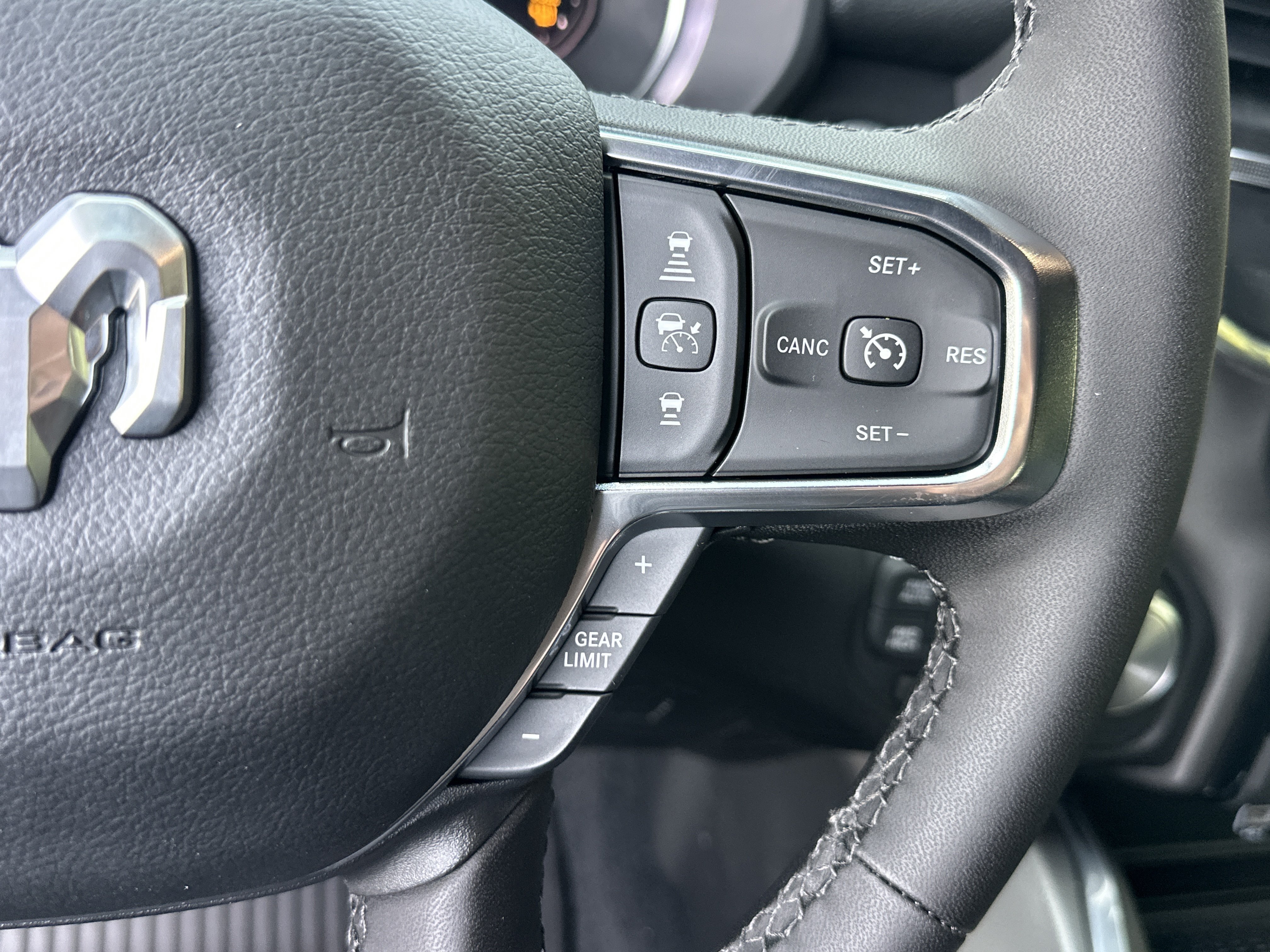 New 2027 RAM 1500 Laramie AWD/4WD image 19