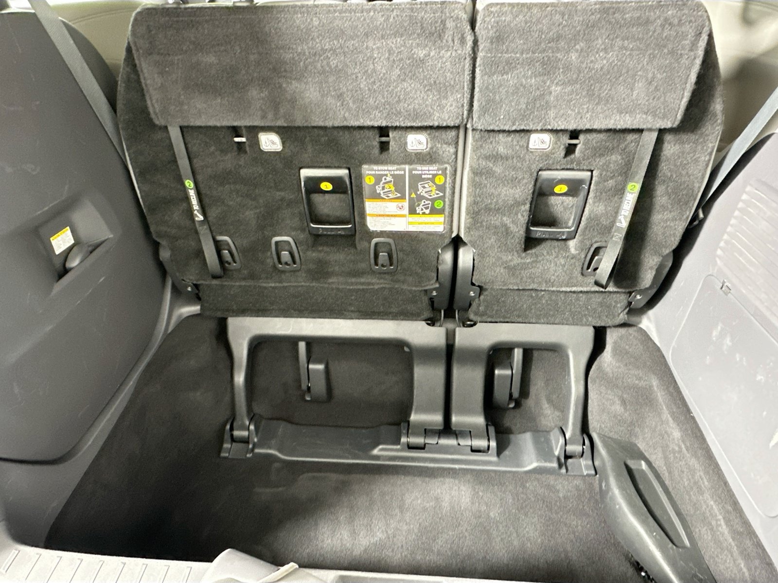 Used 2022 Toyota Sienna XLE w/ XLE Plus Package FWD image 27