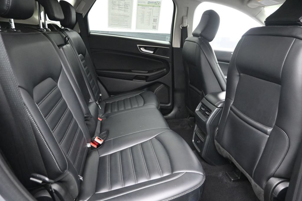 Used 2024 Ford Edge SEL AWD/4WD image 10