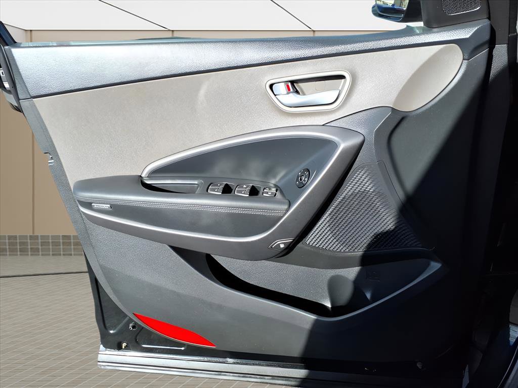 Used 2014 Hyundai Santa Fe Sport w/ Popular Equipment Package 02 image 25