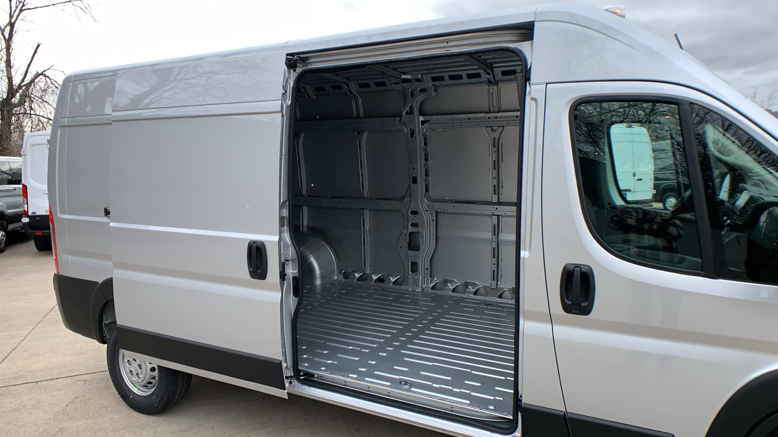 New 2026 RAM ProMaster 2500 w/ Convenience Group FWD image 21