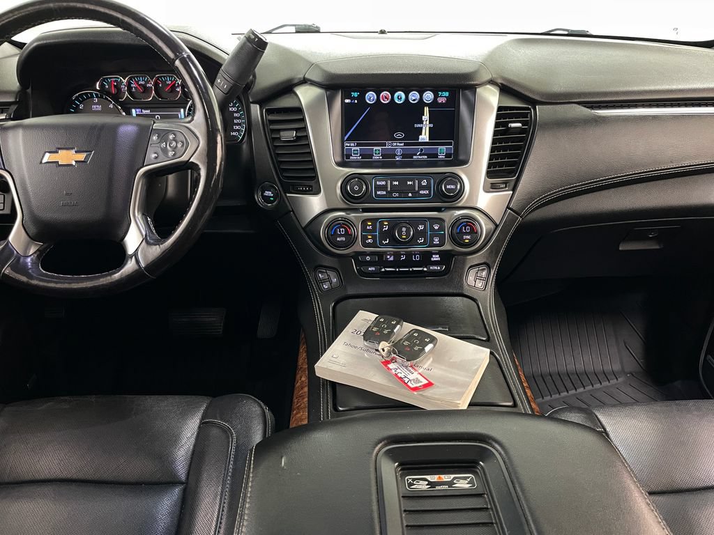 Used 2018 Chevrolet Tahoe Premier AWD/4WD image 2