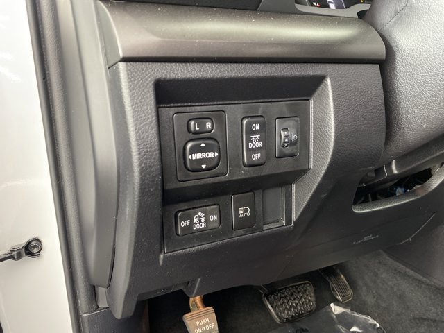 Used 2021 Toyota Tundra SR5 AWD/4WD image 25
