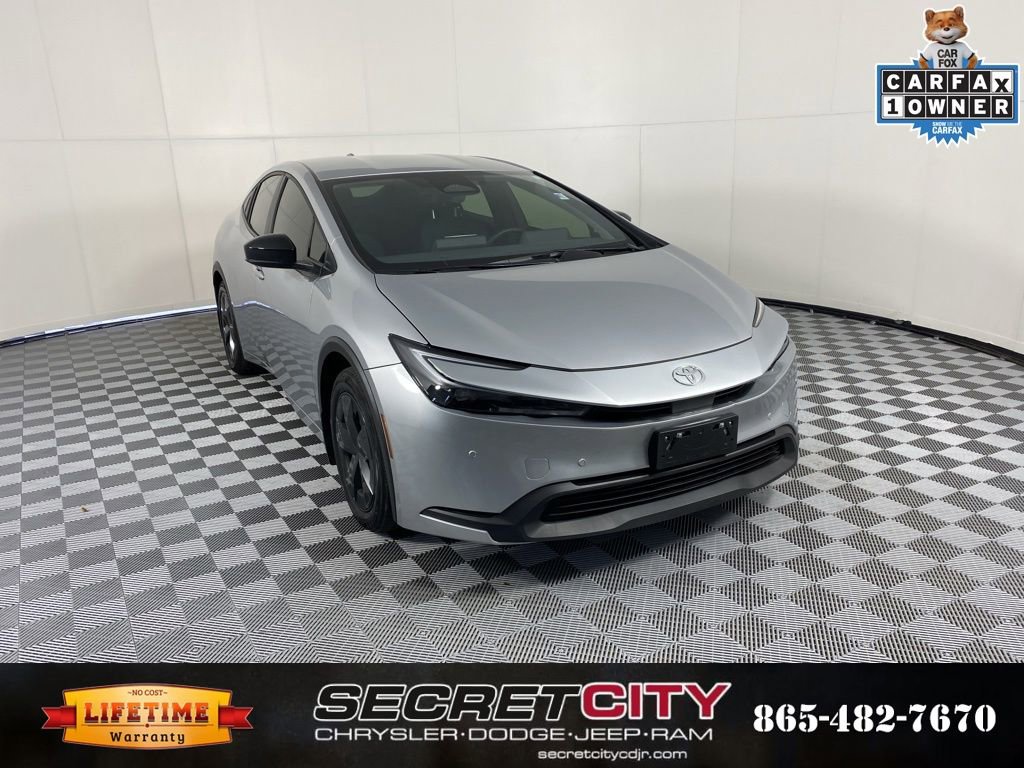Used 2025 Toyota Prius LE