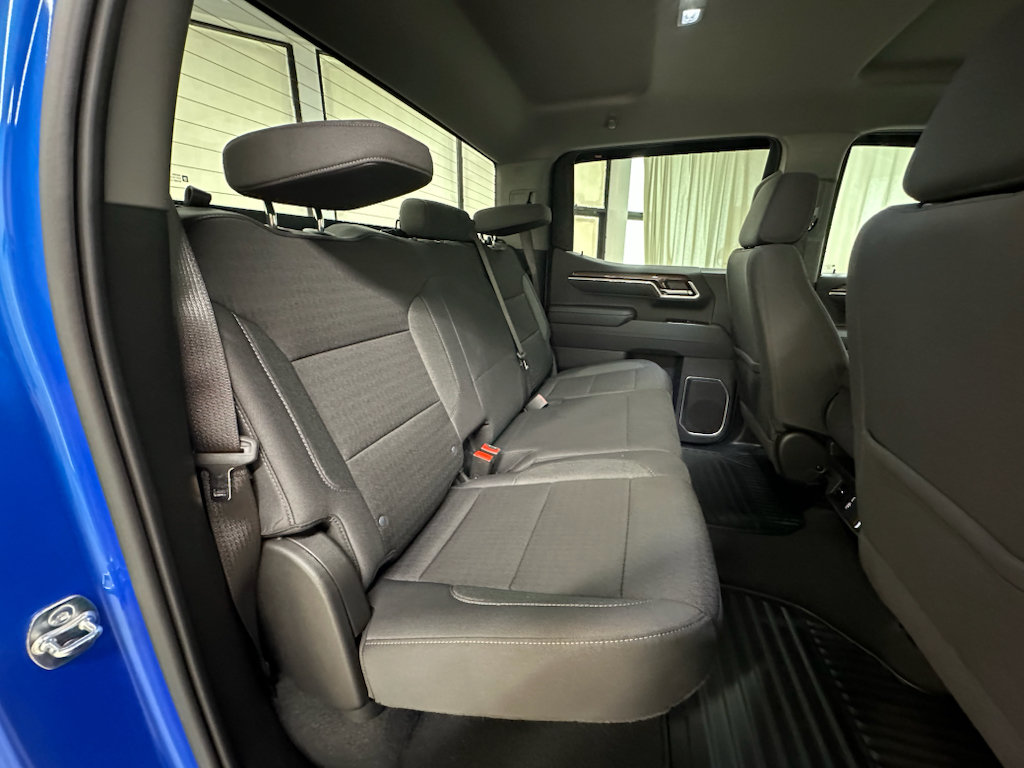 Used 2026 Chevrolet Silverado 1500 LT AWD/4WD image 18