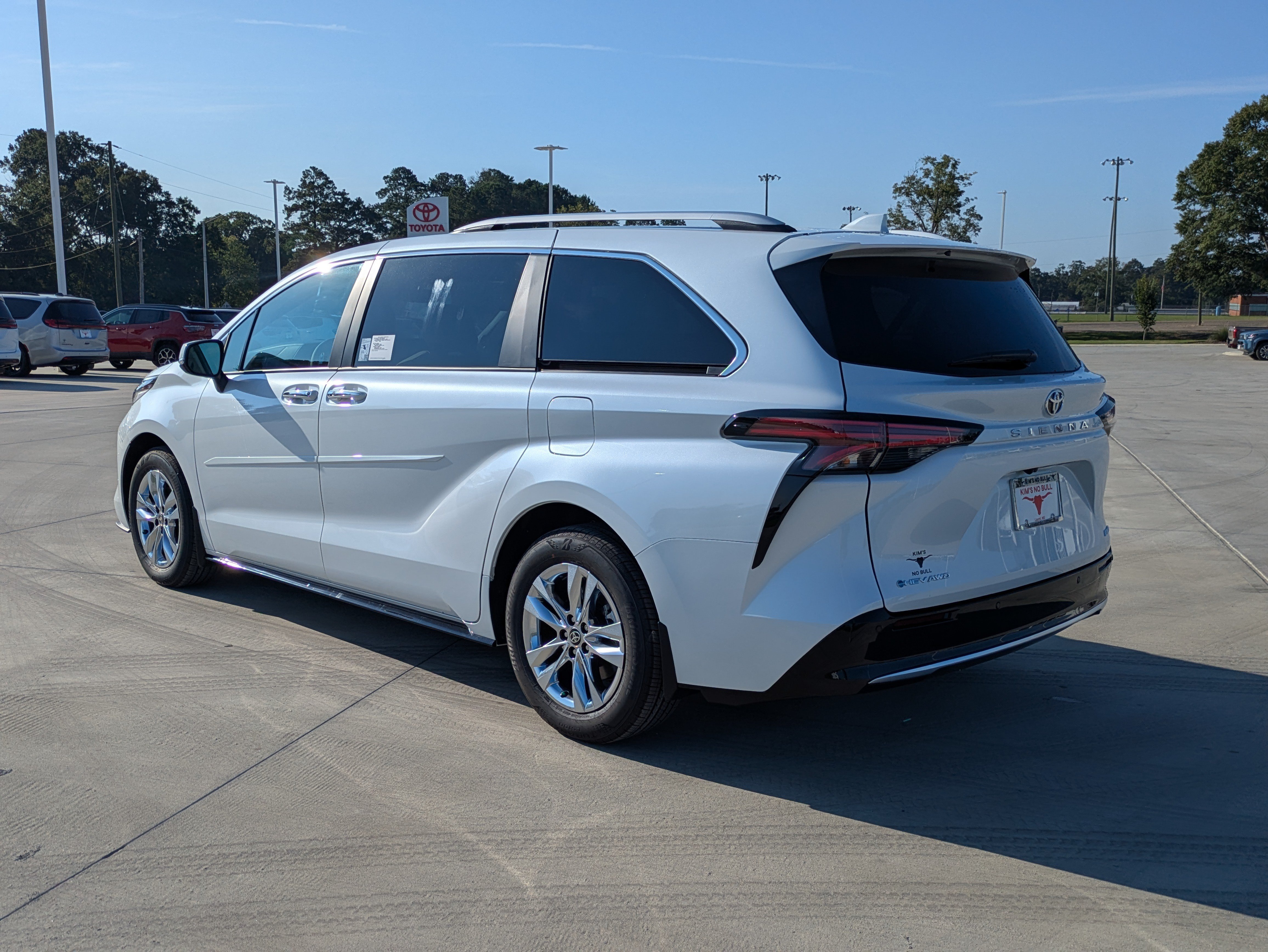 New 2026 Toyota Sienna Limited AWD/4WD image 3