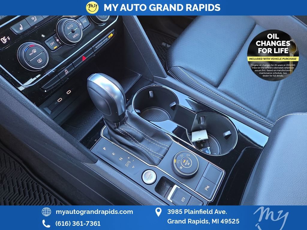 Used 2022 Volkswagen Atlas Cross Sport SE image 26