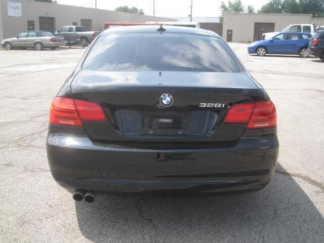 Used 2012 BMW 328i xDrive Coupe image 6