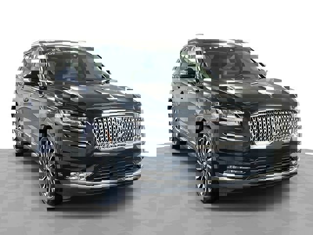 Used 2022 Lincoln Nautilus Black Label w/ Cargo Utility Package image 1