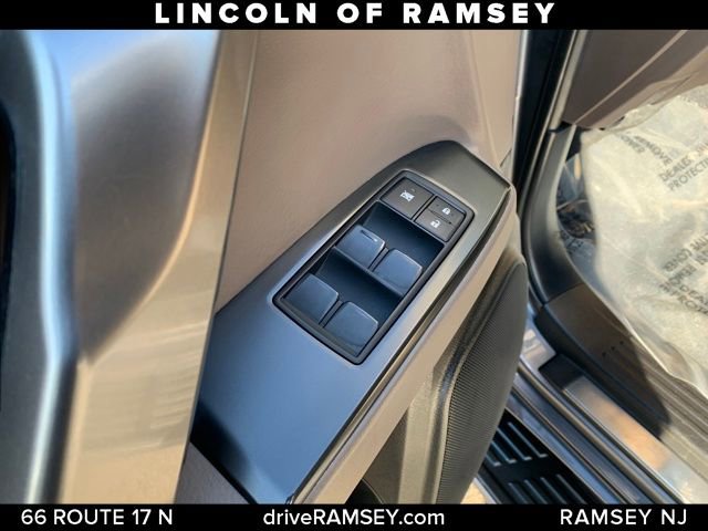 Used 2022 Lexus GX 460 Premium image 14