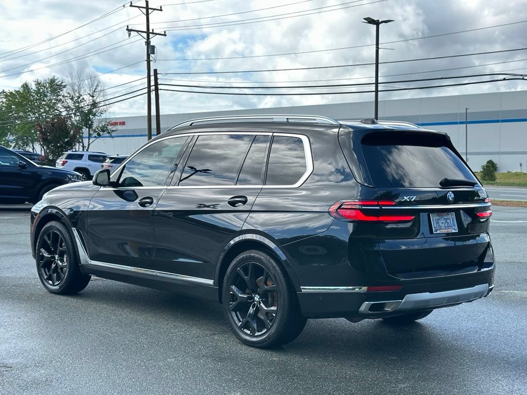 Used 2023 BMW X7 xDrive40i w/ Premium Package AWD/4WD image 4