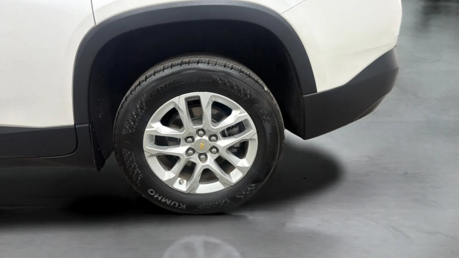 Used 2019 Chevrolet Traverse LT FWD image 28