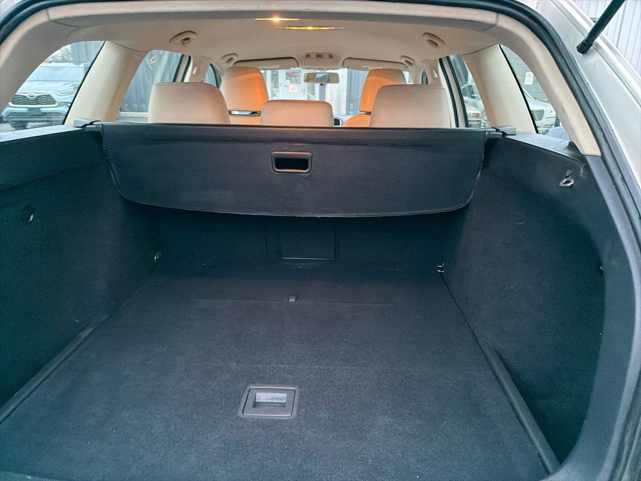 Used 2011 Volkswagen Jetta SE image 11