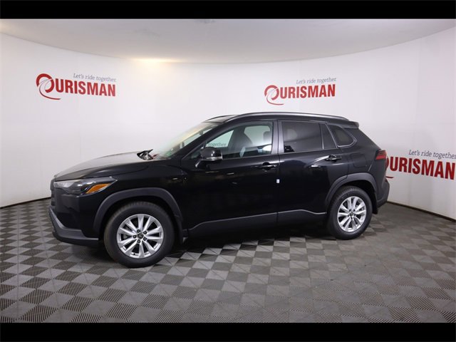 Used 2026 Toyota Corolla Cross LE image 6