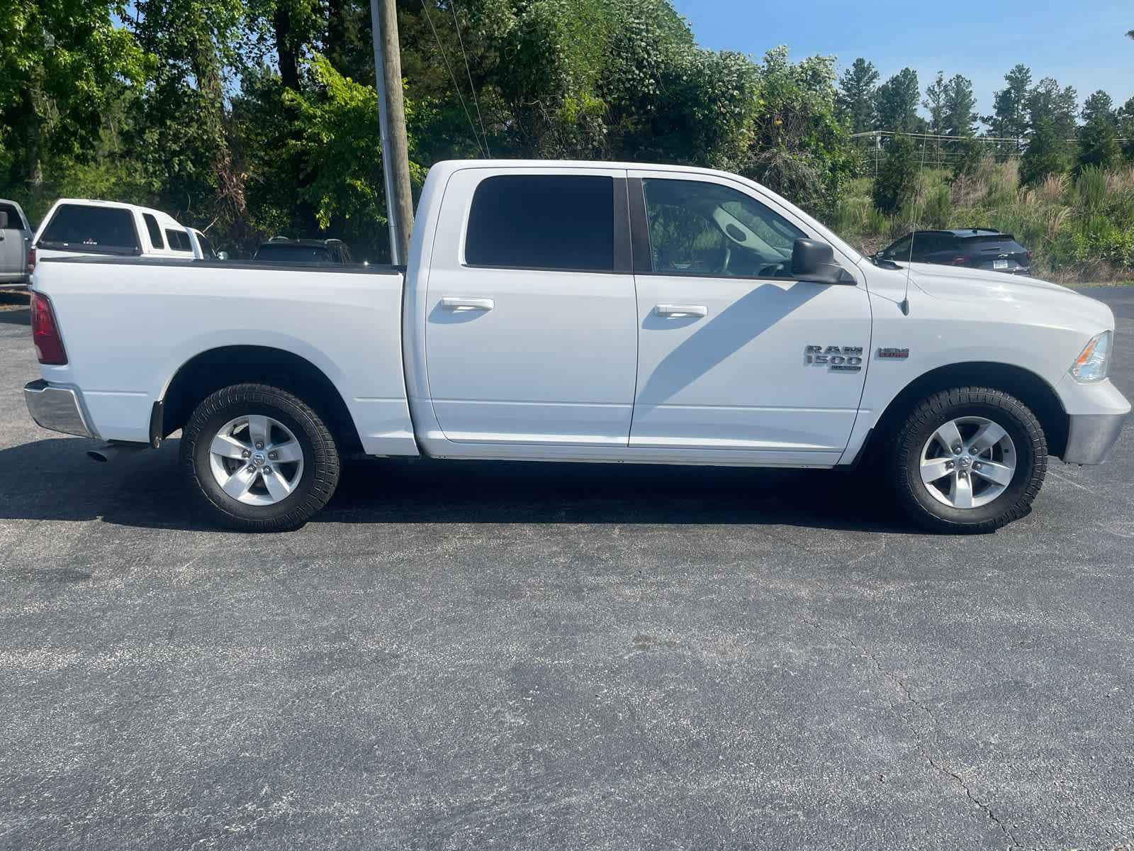 Used 2019 RAM 1500 Classic SLT w/ Protection Group AWD/4WD image 8