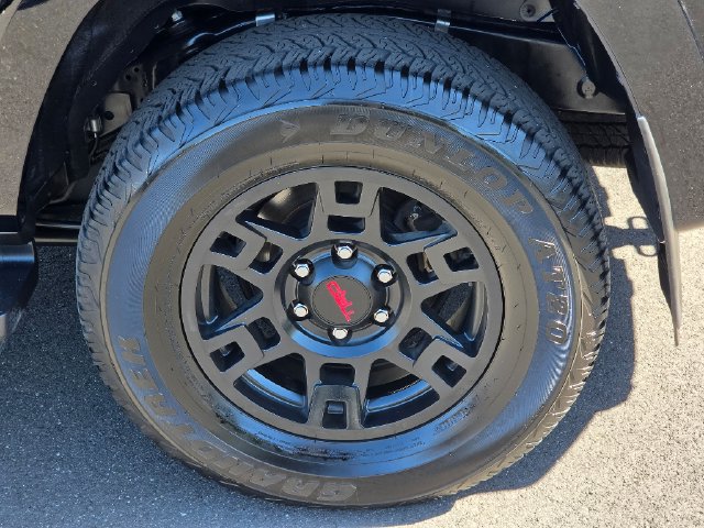 Used 2024 Toyota 4Runner TRD Off-Road Premium w/ Off Road Premium Plus Package AWD/4WD image 15