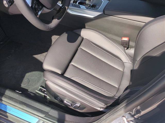 New 2026 BMW 330i Sedan w/ Convenience Package RWD image 4