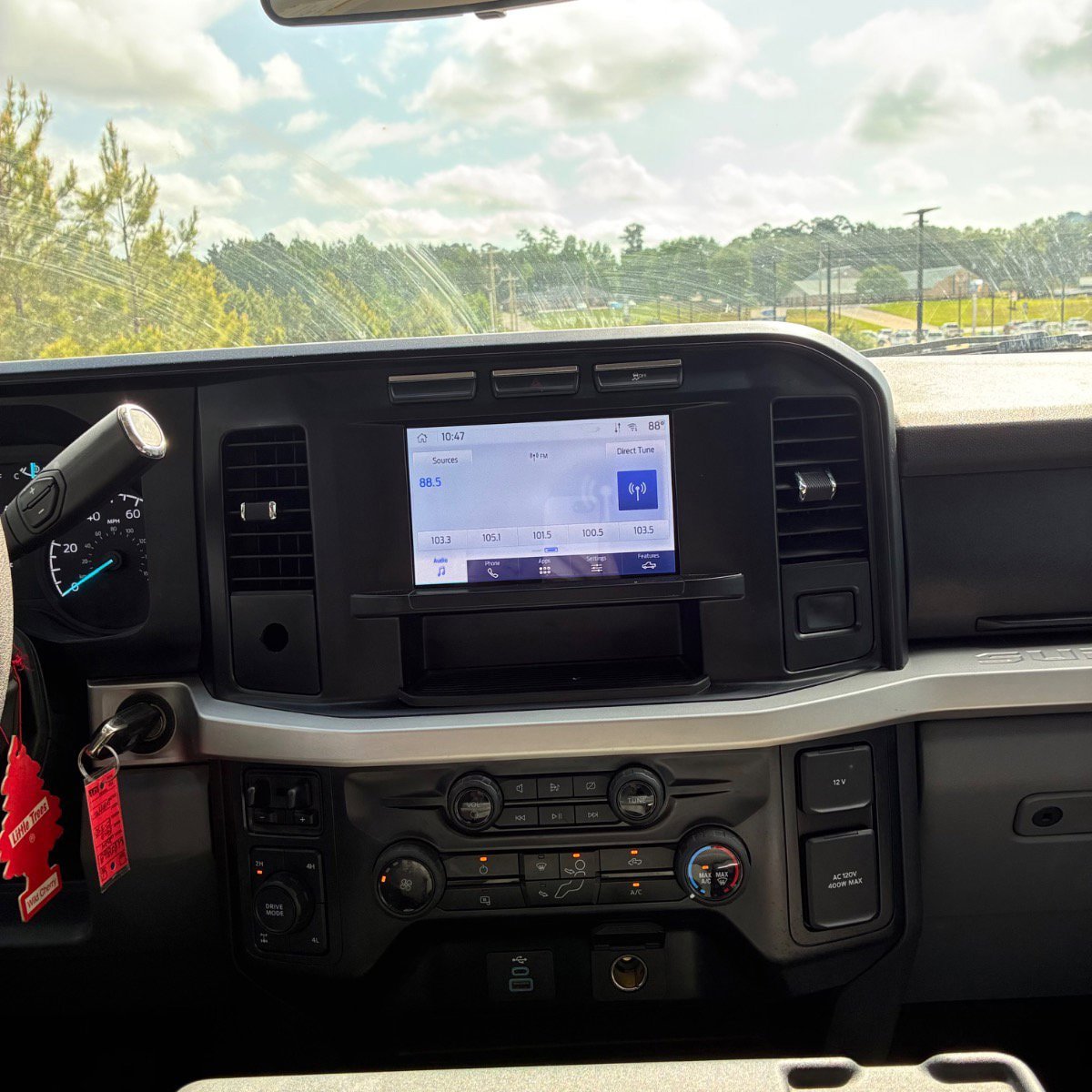 Used 2024 Ford F350 XLT AWD/4WD image 28