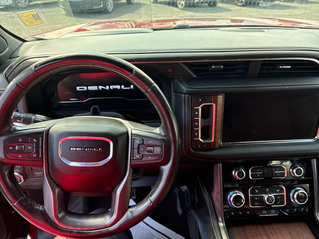 Used 2024 GMC Yukon Denali Ultimate AWD/4WD image 5