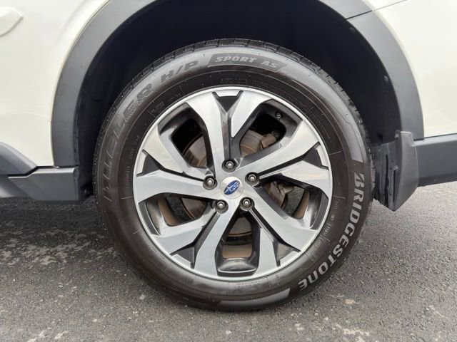 Used 2022 Subaru Outback Touring XT AWD/4WD image 30