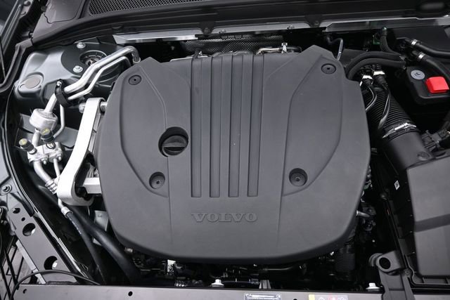 New 2026 Volvo V60 B5 Cross Country Ultra w/ Protection Package Premier AWD/4WD image 38