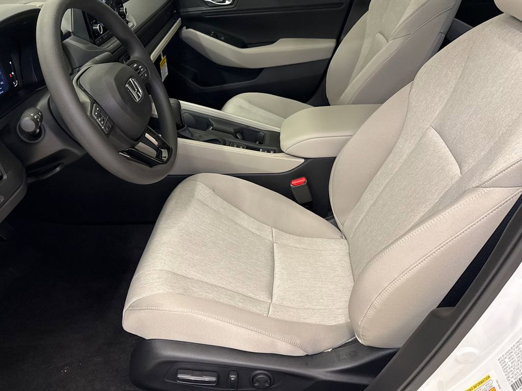 New 2025 Honda Accord SE image 19