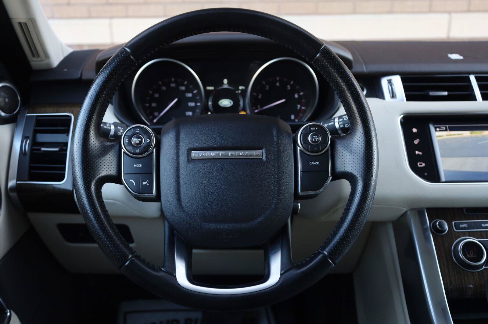 Used 2016 Land Rover Range Rover Sport HSE AWD/4WD image 33