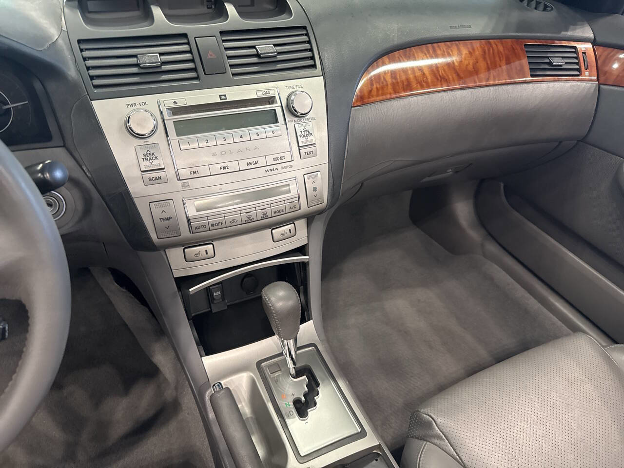 Used 2007 Toyota Solara SLE FWD image 19