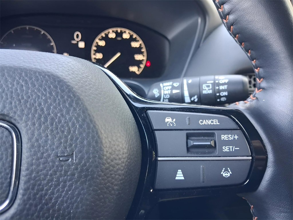 Used 2025 Honda HR-V Sport image 18