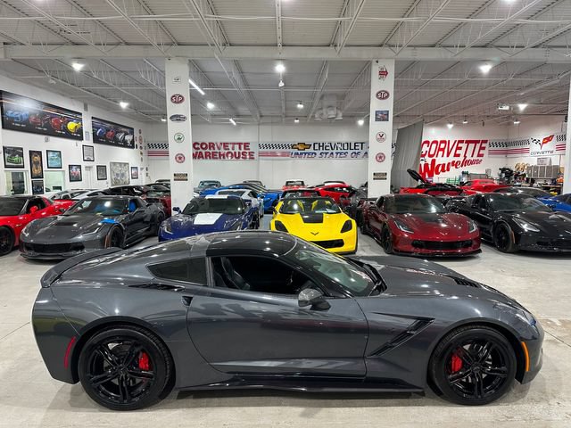Used 2017 Chevrolet Corvette Stingray Coupe w/ Carbon Flash Badge Package RWD image 5