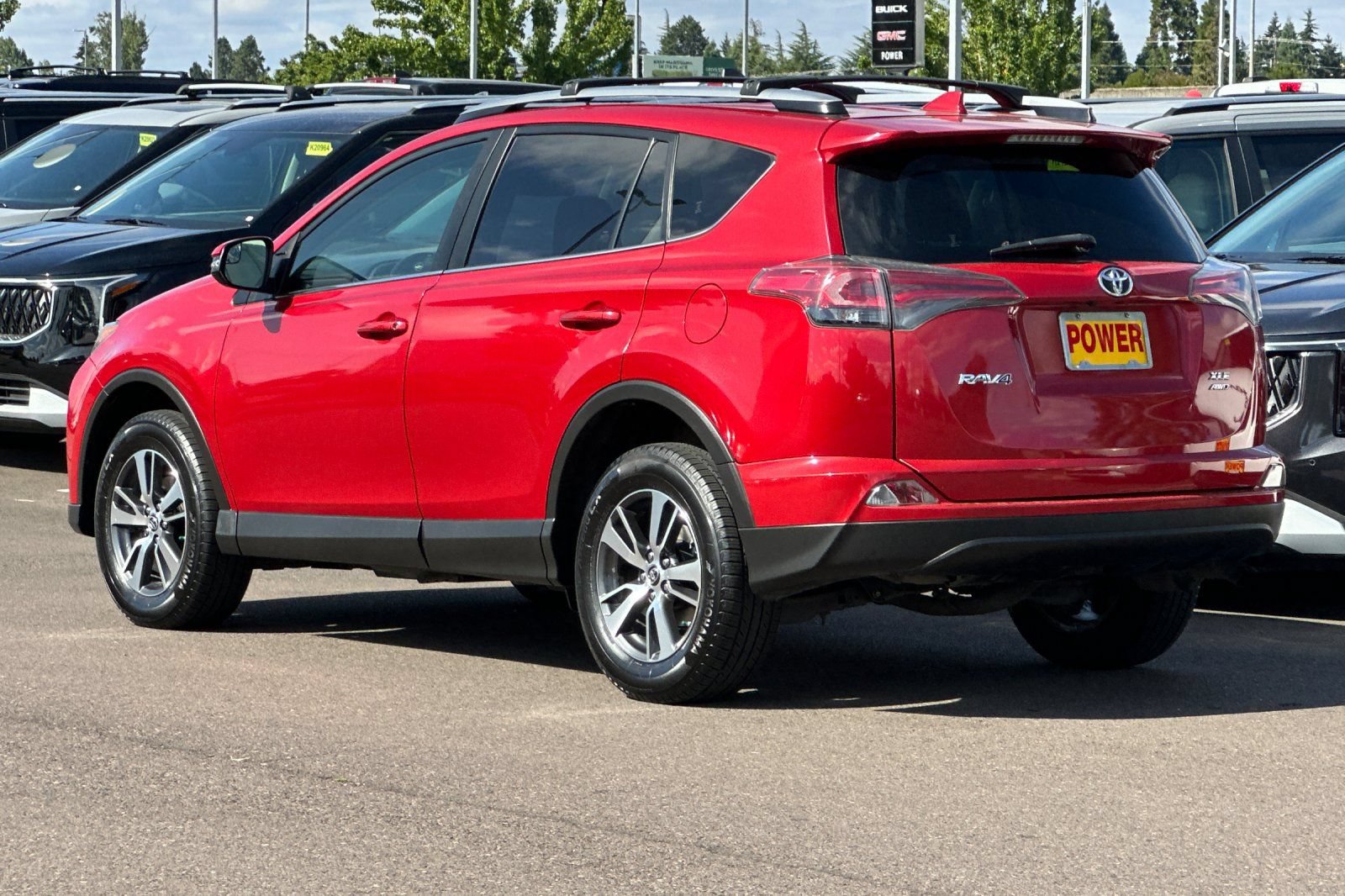 Used 2017 Toyota RAV4 XLE w/ All Weather Liner Package AWD/4WD image 6