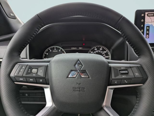 New 2026 Mitsubishi Outlander SE FWD image 29