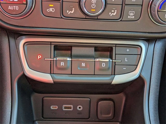 Used 2022 GMC Terrain SLE w/ Driver Convenience Package image 26