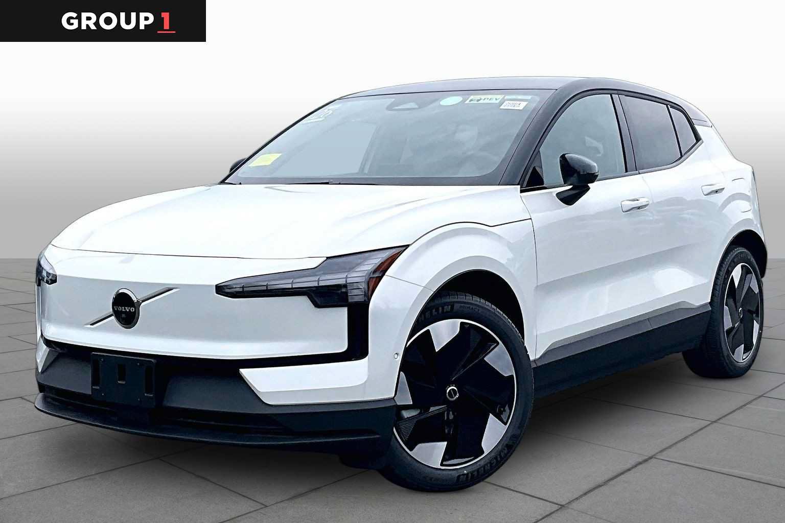New 2026 Volvo EX30 Ultra w/ Climate Package