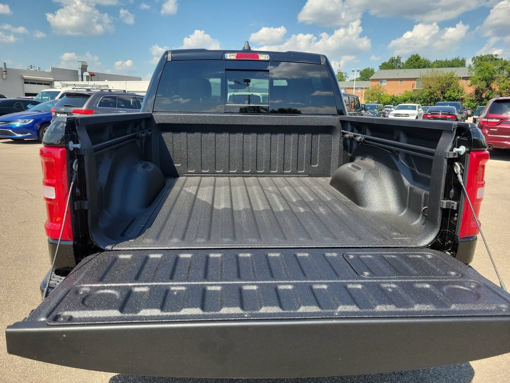 New 2027 RAM 1500 Laramie w/ Laramie Preferred Package AWD/4WD image 6