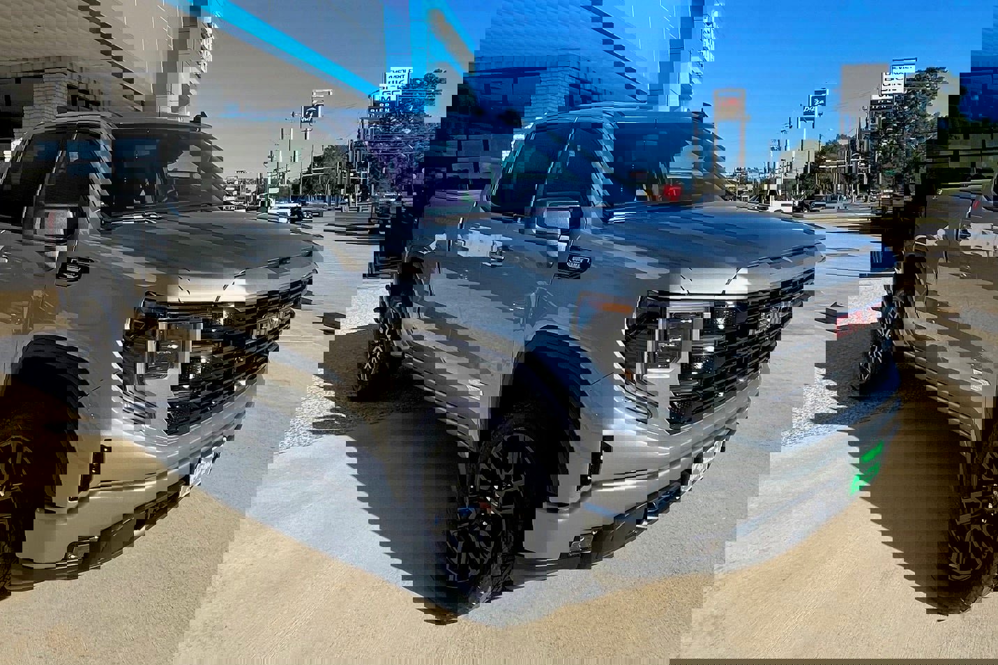 New 2026 GMC Sierra 1500 Elevation image 1