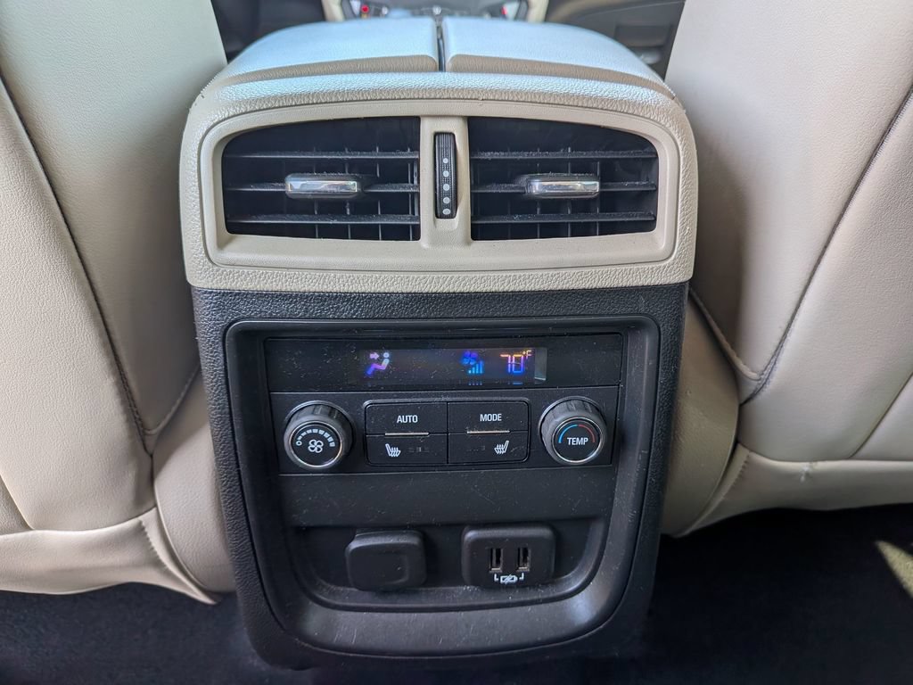 Used 2020 Buick Envision Essence FWD image 30