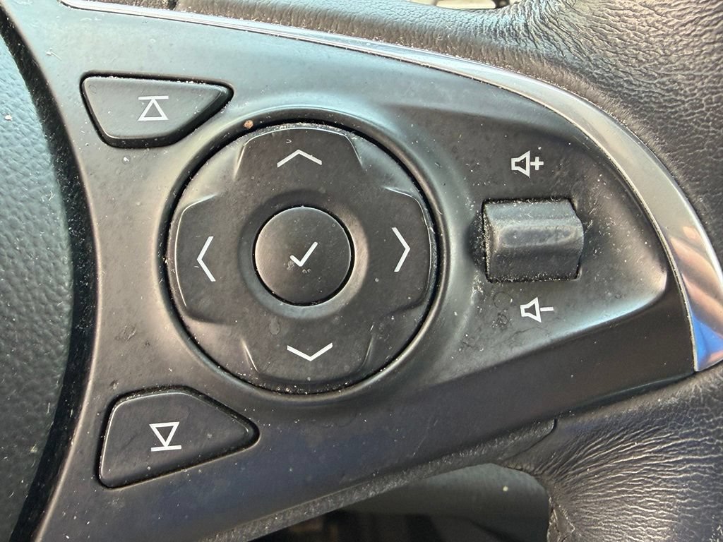 Used 2019 Buick Enclave Essence AWD/4WD image 9