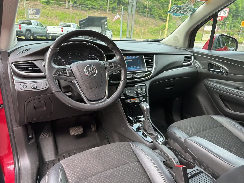 Certified 2018 Buick Encore Preferred FWD image 20