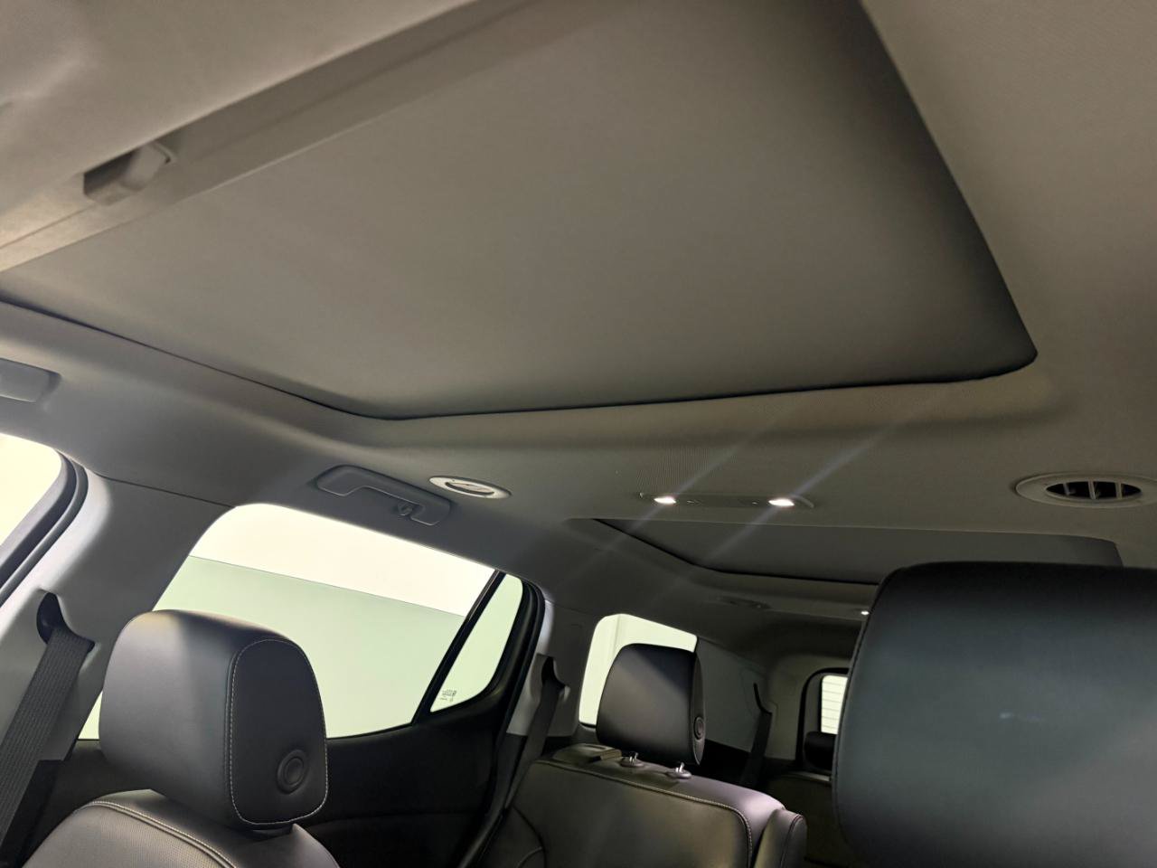 Used 2019 GMC Acadia SLT AWD/4WD image 29