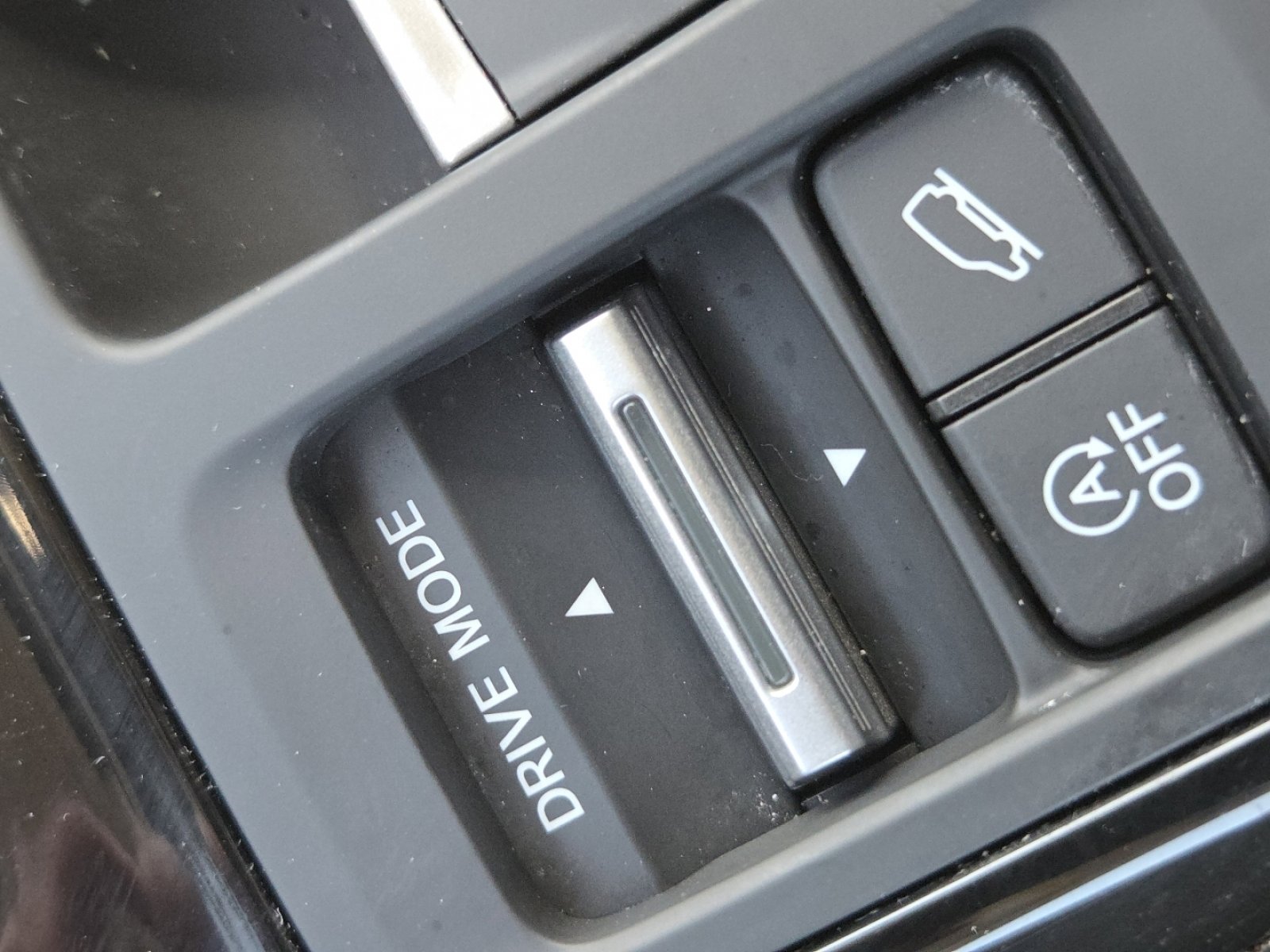 Certified 2023 Honda Pilot LX image 7