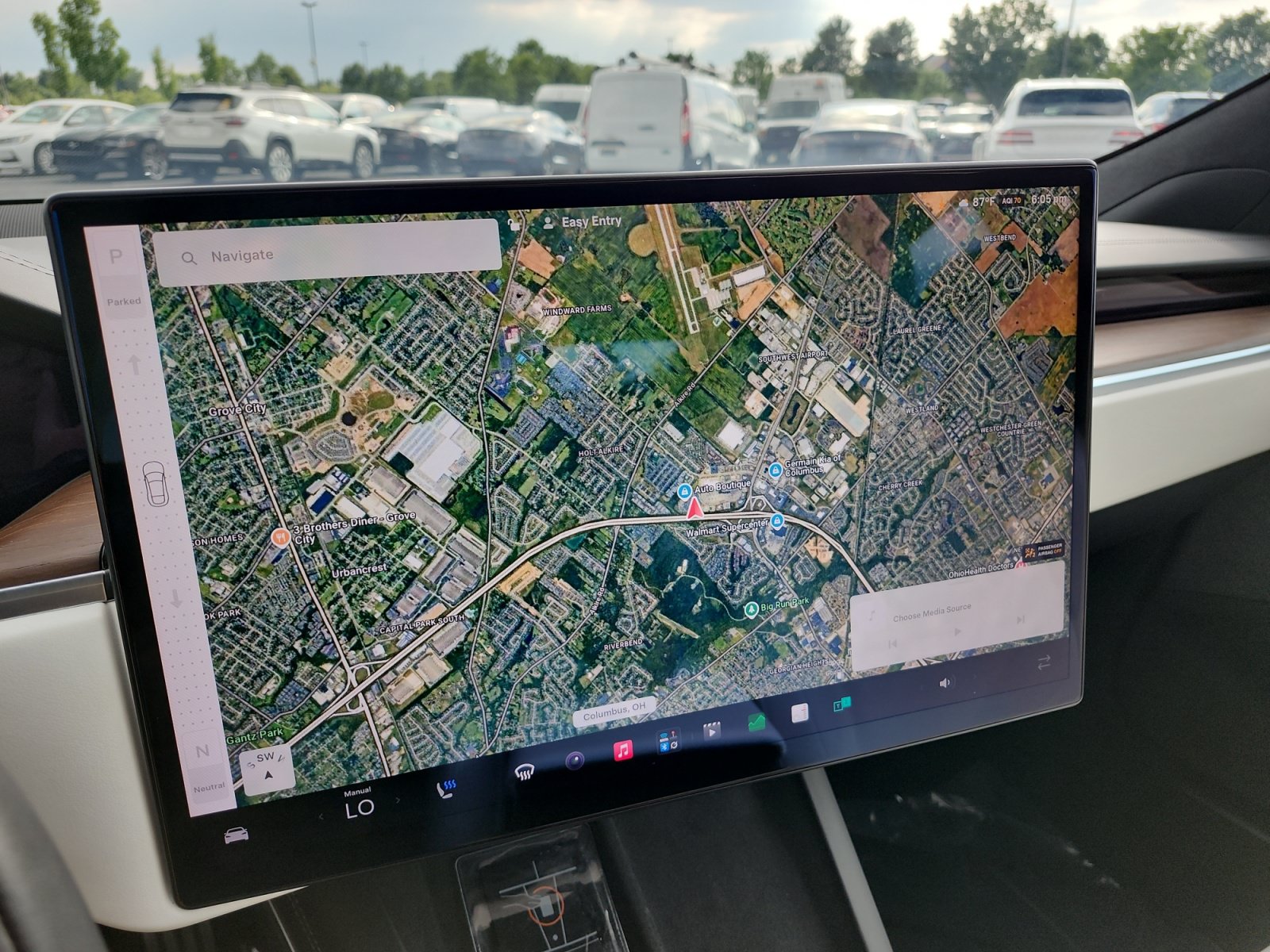 Used 2023 Tesla Model S Standard Range AWD/4WD image 20
