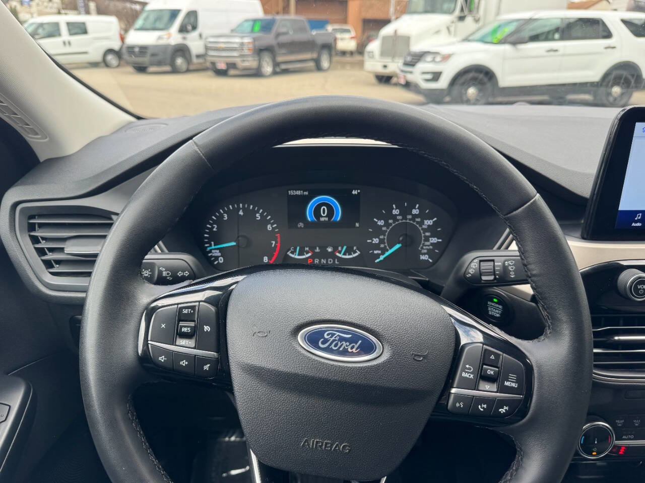 Used 2022 Ford Escape SE w/ SE Sport Appearance Package AWD/4WD image 13