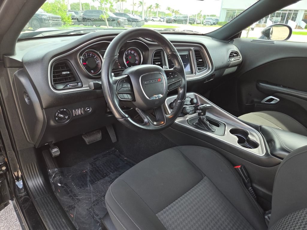 Certified 2022 Dodge Challenger GT RWD image 27